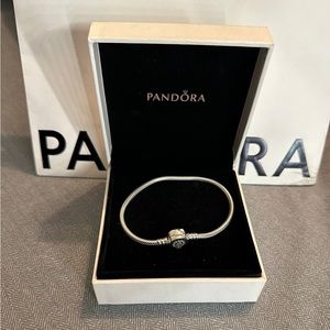 8.3 Brand new Pandora bracelet